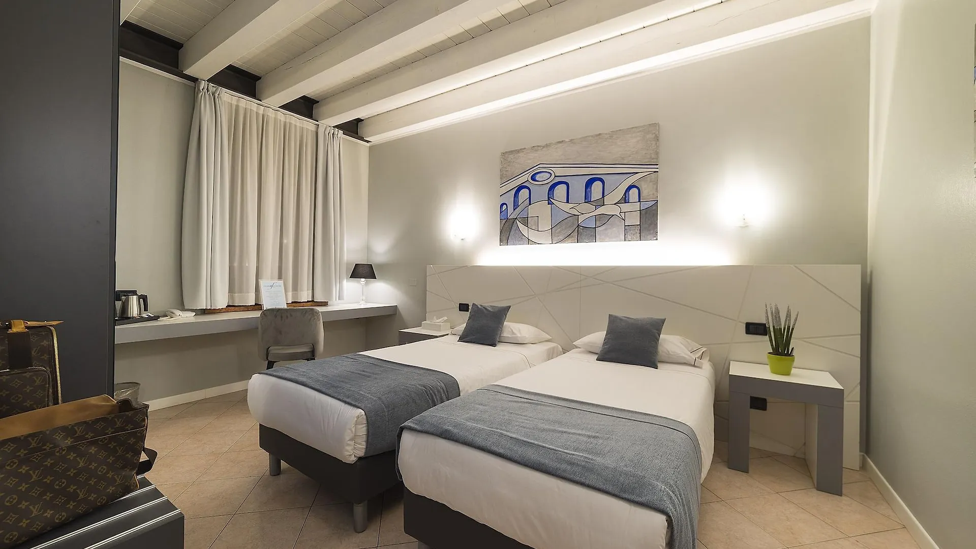 Hotel Fontana Verona 3*,  Italy