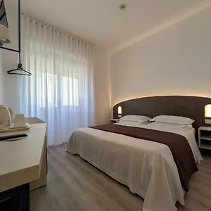 3* Отель Piccolo